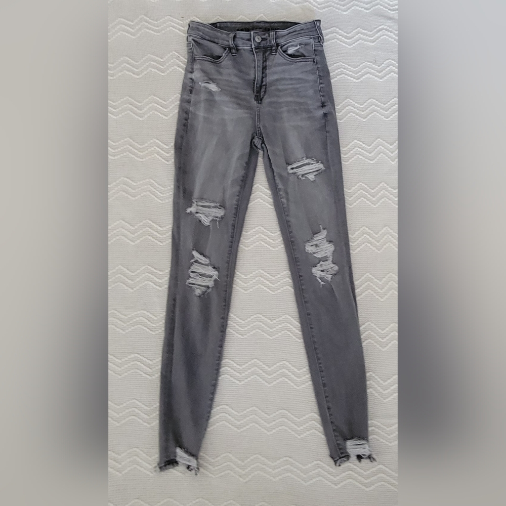 American Eagle (Size 4 Regular) Light Gray Next Level Stretch High Rise Jeans